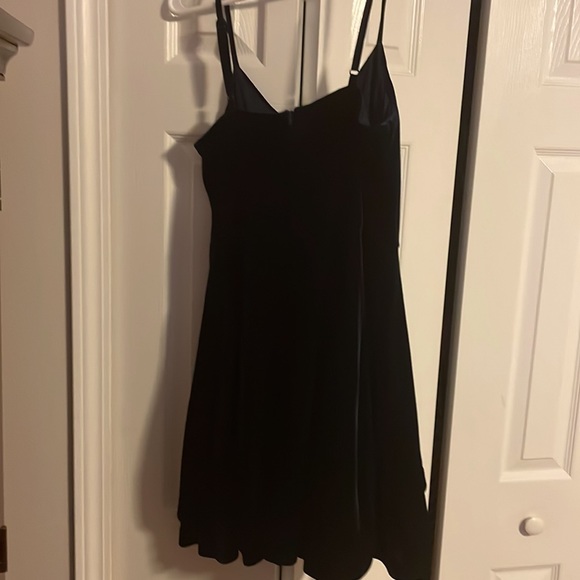 Navy Blue Velour Semi-Formal - Picture 3 of 5